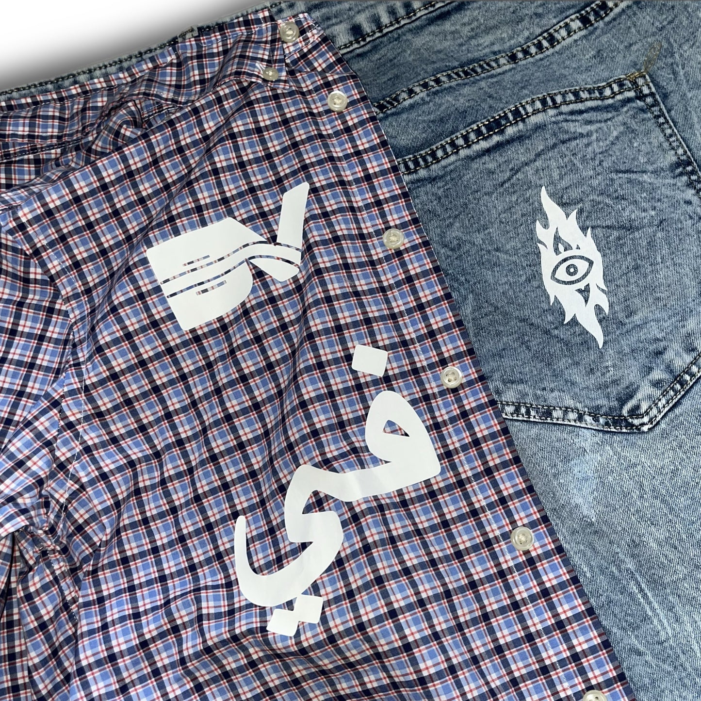 BV 'Arabic Lettering' Plaid Kilted Flared Denim