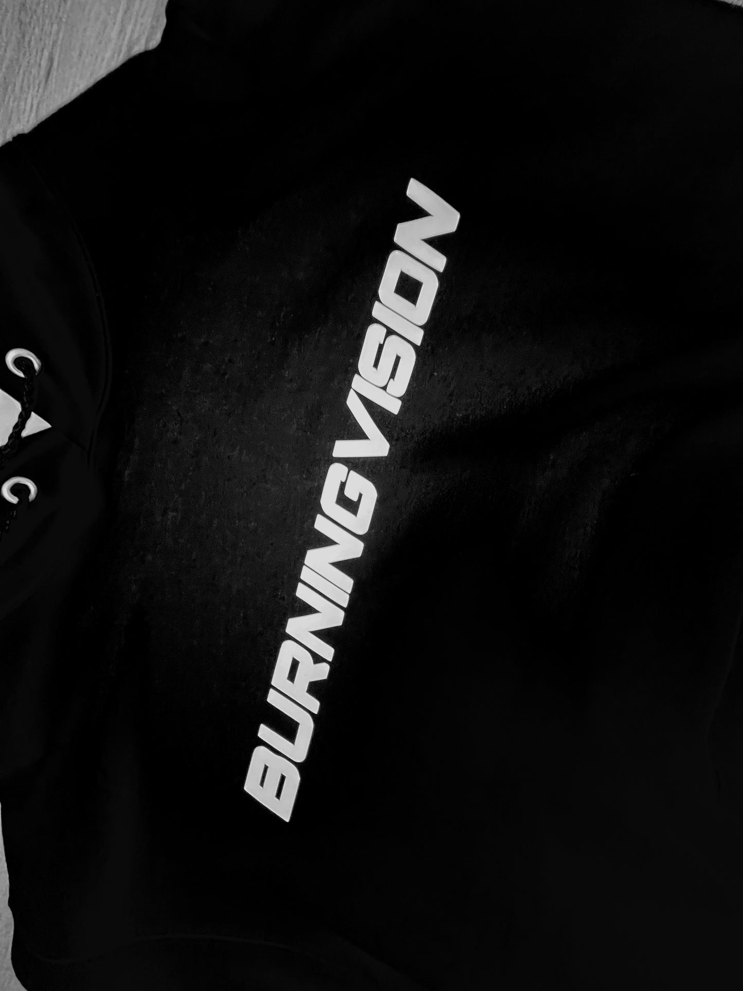 “BURNING VISION” LETTERING PULLOVER HOODIE